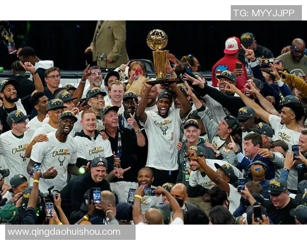 卡特与吉尔伯特的巅峰对决:篮球历史上的经典时刻与传奇对抗 卡特与吉尔伯特的巅峰对决:篮球历史上的经典时刻与传奇对抗