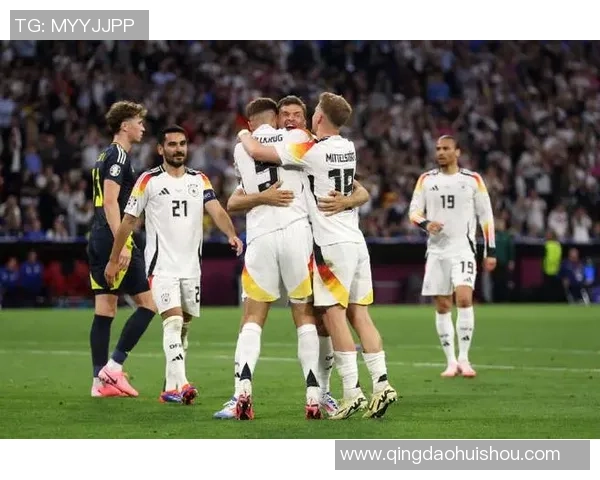 吕迪格的崛起与挑战:从德甲新星到国际赛场的全能后卫之路 吕迪格的崛起与挑战:从德甲新星到国际赛场的全能后卫之路