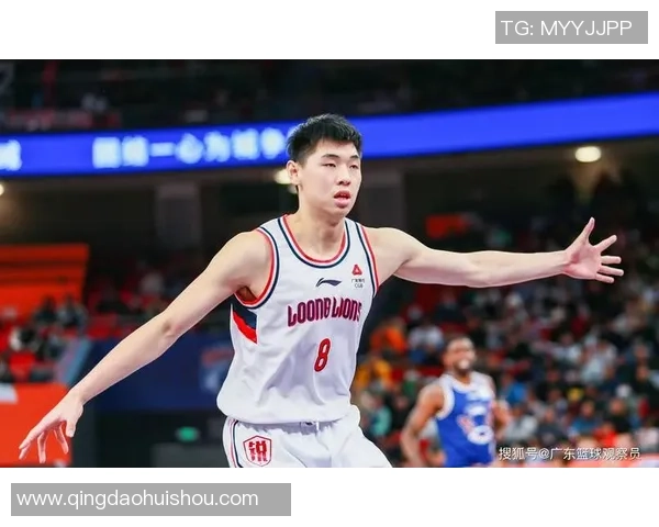 广东与广厦常规赛对决精彩回顾双方球员表现亮眼引发球迷热议